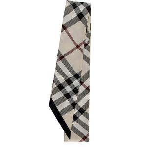 버버리 실크 스키니 스카프 8095831 158026 A1450 매니아온