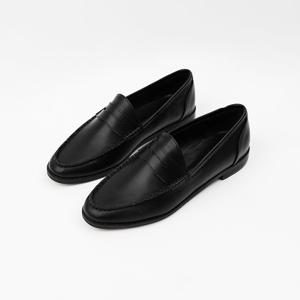 [신난다슈] 여성 로퍼 단화 2cm 플랫 구두 슬립온 둥근코 발편한 낮은굽 NF258804 블랙