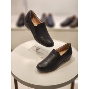 금강 랜드로바 여성 슬립온 키높이 통굽 캐쥬얼화 2가지색상  LANSLS1958WG3X