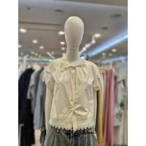 부루앤쥬디 세이브존03 부루앤쥬디 레이스 리본 밴딩 블라우스 AGBBRFBL002CA