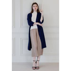 [요이츠]엠보이드 텍스처 플리츠 스트레이트 코트_YJ05WNPCT01_N