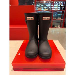 [Hunter] [WOMEN] 오리지날 투어 숏 레인부츠 블랙 WOMENS ORIGINAL TOUR SHORT BOOTS - WFS2205RMABLK