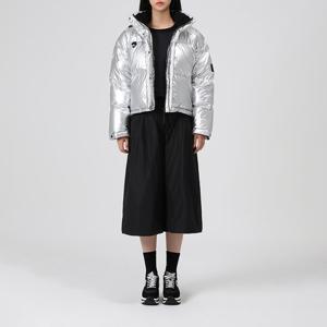 [OFFROAD] 여성 메탈릭 칼라 크롭 다운 점퍼_5J82002