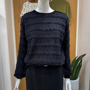 클리지 DP01 라운드 넥 프릴 티셔츠 CP7WKT18