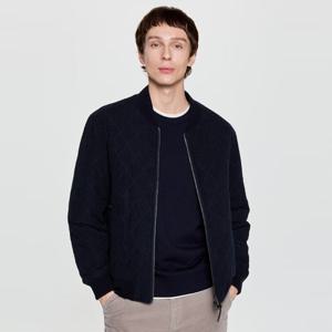 헤지스  25FW  남성 포켓배색 퀼팅 블루종 점퍼 HZJU5D331N2