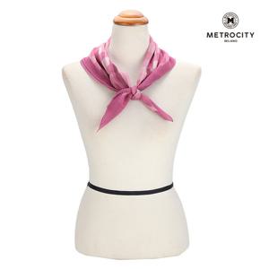 메트로시티 시티즈 주름 사각 스카프 MSFI-5405