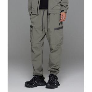 [라이프워크] L1 테이프패치 나일론 조거팬츠_LW253WL372