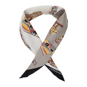 페라가모 올오버 프린트 로고 실크 스카프 310231 0789875