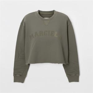 메종 마르지엘라 메종마르지엘라 로고 크롭 여성 맨투맨 S51GU0123 S25580 740