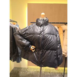 [러브앤쇼] 글로시 덕다운 점퍼 GCFMGJP12