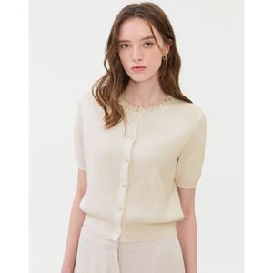 질스튜어트 뉴욕 여성 25SS 스테디셀러 베이지 비즈장식 면혼방 반팔가디건 WJSW5B220I1