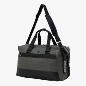 데상트골프보스턴백 VQA DQ32MFBO81-KHAG 아크먼트(ACMT) 남성 소프트 보스턴백 / KHAKI