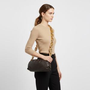 보테가베네타 여성 체인 파우치 브라운 숄더백 620230 VCP40 2132