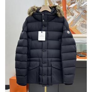 몽클레어 CLUNYE 클루니 다운 패딩 블랙