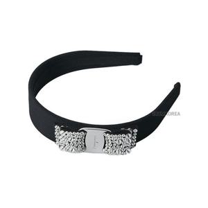[페라가모] SS25 여성 바라 보우 헤어밴드 34 2758 NERO CRYSTAL 0524893