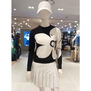 [파리게이츠] 26SS봄 여성 플라워 포인트 라운드 니트 (521F1SR203BK)