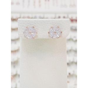 볼라레 세이브존01 삼각 큐빅 볼드 꽃 귀걸이 spe1161