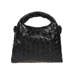 보테가베네타 미니 홉 크로스바디백 777586V3IV11139 DOM