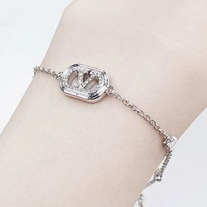 [발렌티노 (25FW 여성 V로고 시그니처 팔찌)] 7W2J0AG0 WKD DFF