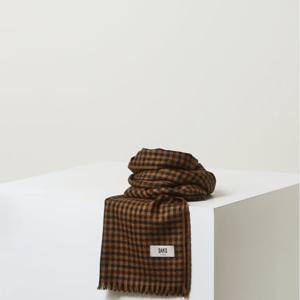 [닥스핸드백] 남녀공용 브라운 체크 울스카프 DCSC5F721W2