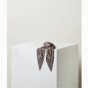 [닥스핸드백] 베이지 체크배색 스카프 DCSC5F411I2