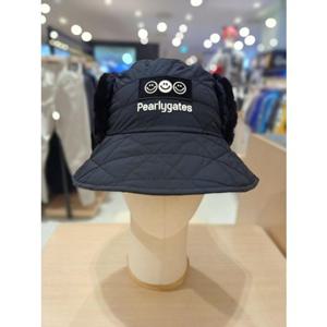 [파리게이츠] 25FW겨울 여성 스마일 와펜 귀덮개 퀼팅 버킷햇 (521E4CP007BK)