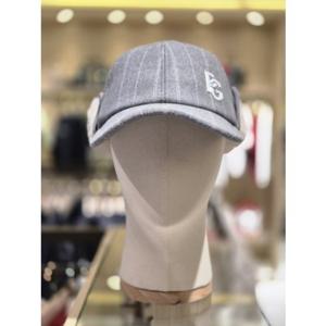 [파리게이츠]511E4CP042_GY-남성 PG스웨이드 고주파 와펜 포인트 귀달이 캡 모자-(25년겨울)