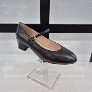 엘칸토 HC11 양가죽 여성화 P2K8U5E13