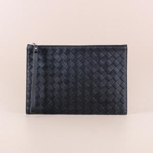 보테가베네타 인트레치아토 라지 스트랩 클러치백 블랙 684509 VCPQ3 8803