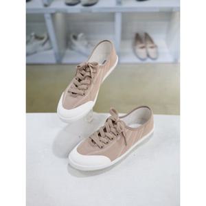 [블리아르]심플 여성 캐주얼 스니커즈 단화 2cm BLMD501089