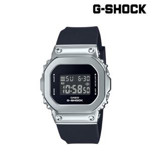 [지샥]GM-S5600U-1DR YDP 작아진 사이즈의 메탈버젼 여성용 스퀘어 시리즈