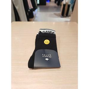 [파리게이츠] 26SS봄  여성 스마일 와펜 포인트 중목 양말 (521F1SC005)