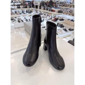 무크 세이브존01 여성 양가죽 앵클부츠 422602 QA