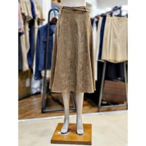 BCBG 세이브존02 벨티드 스웨이드 스커트 B5D9S201