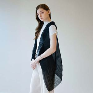 [요이츠] 플리츠 숄 베스트 블랙_YK05WRPVT01