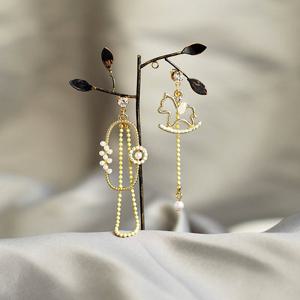 [폭스타일] [핸드메이드] 우든 홀스 언발 귀걸이