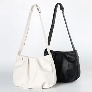 [할마마마] 데일리모던주름숄더백 깔끔단색 국내제작