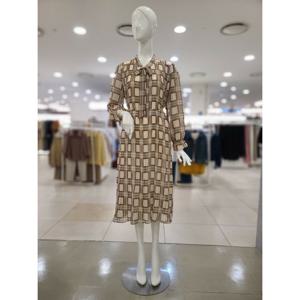 [포커스] 포커스 가을 주름 네모 원피스 FF3H7OP0039