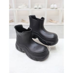 [코디엘루]루엔 라운드 통굽 여름 숏 레인부츠 5cm CDMD500359-1