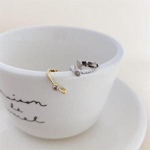 [토끼귀상점] 심플 와이어 큐빅 포인트 이어커프 귀찌