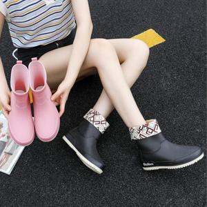 예쁜패턴 포인트 여성장화 블랙 핑크 반장화 패션장화