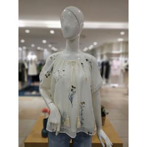 [포커스] 포커스  꽃자수 벌륜  블라우스 FM5D3BL31774