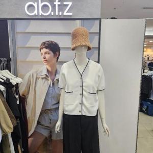 Ab.f.z DP01 라인배색V넥반팔가디건 AFZ2NY40