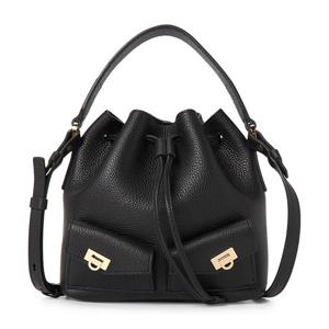 페라가모 허그 멀티포켓 여성 버킷백 220915 0785878