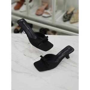 한슈 세이브존07 스퀘어토 미들힐7cm HS26137vs