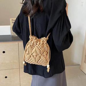 [잇백잇슈] 캐주얼뜨개조리백 크로스백 간편 데일리백