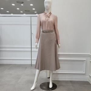 [미니멈]브이넥 프릴 블라우스 (MXDAWB0500 PC)_IC