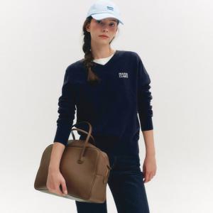 [마리끌레르][정가89,000]울 블렌드 베이직 로고 브이넥 니트(MAFCKN17NNY)