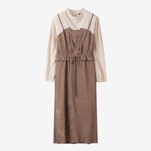 [듀엘]텍스처 블록 뷔스티에 롱 원피스_D254MSE042