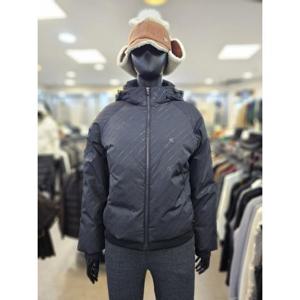 엘르골프 세이브존07 로고 패턴 점퍼 6K82091